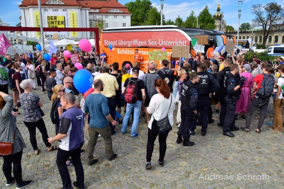 Bus der Meinungsfreiheit am 9.9. in Dresden